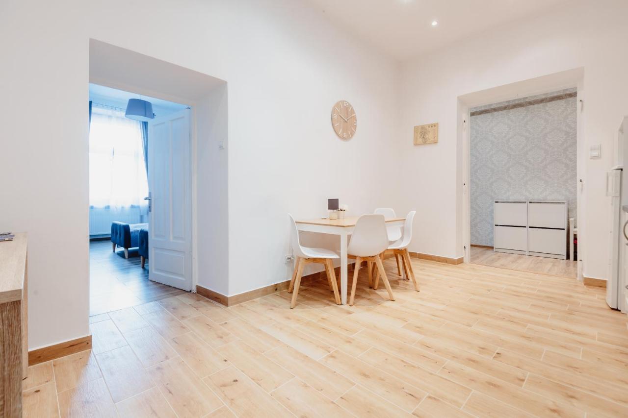 Atticus Apartments Krakow Luaran gambar