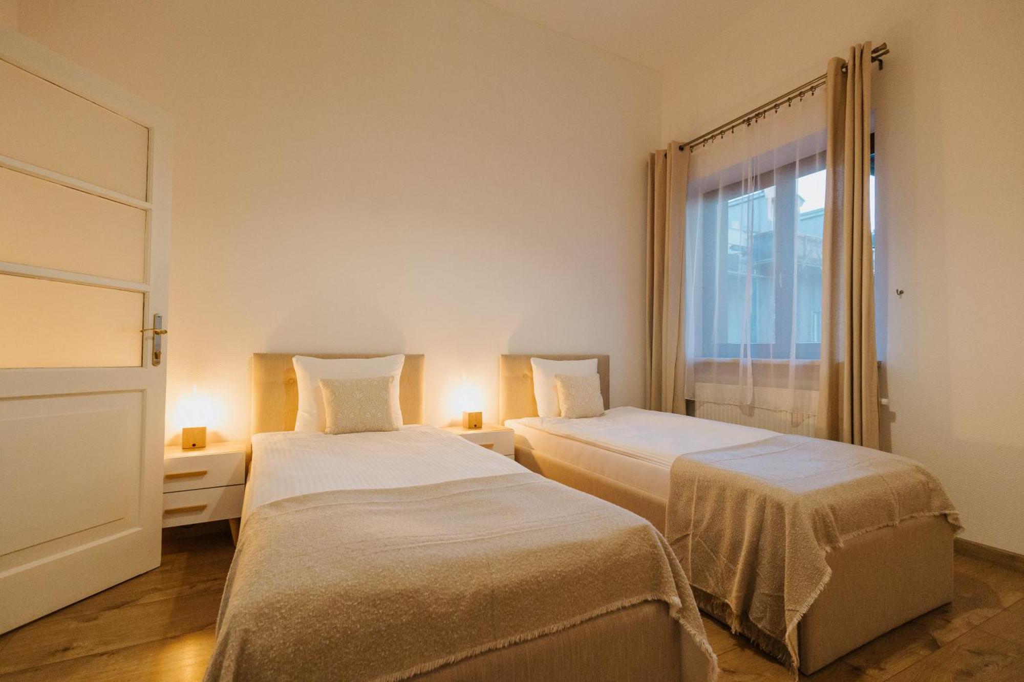 Atticus Apartments Krakow Luaran gambar