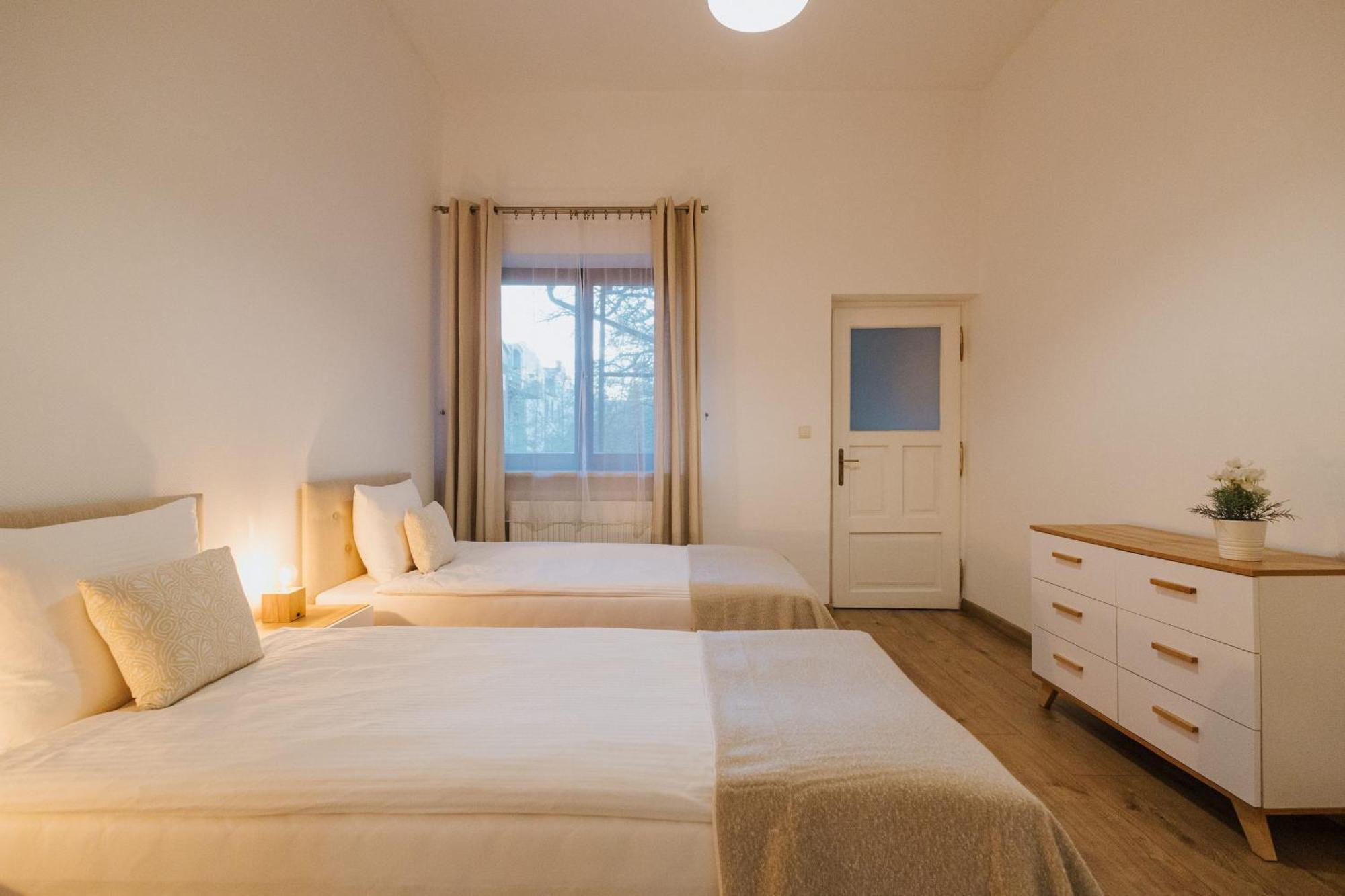 Atticus Apartments Krakow Luaran gambar