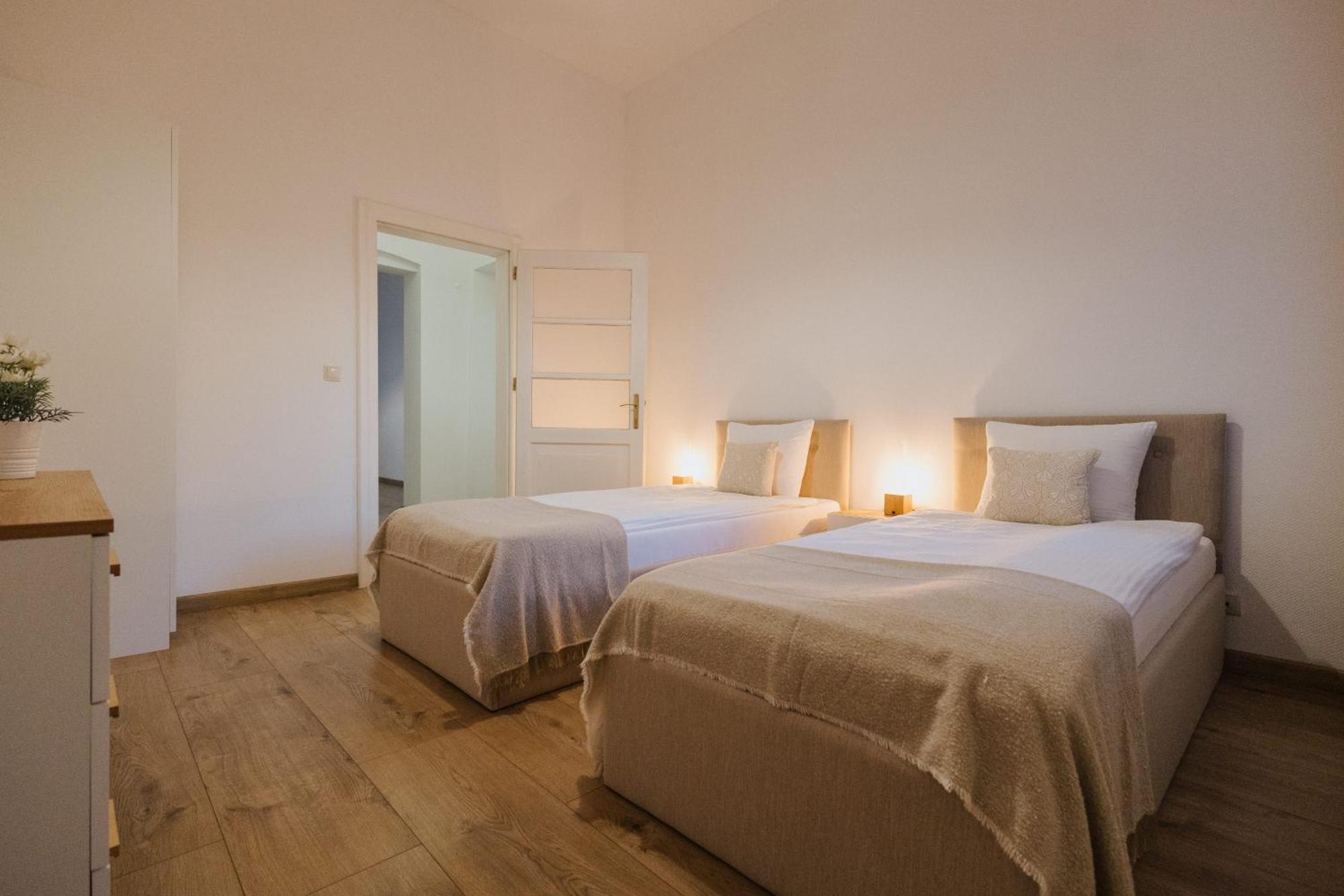 Atticus Apartments Krakow Luaran gambar